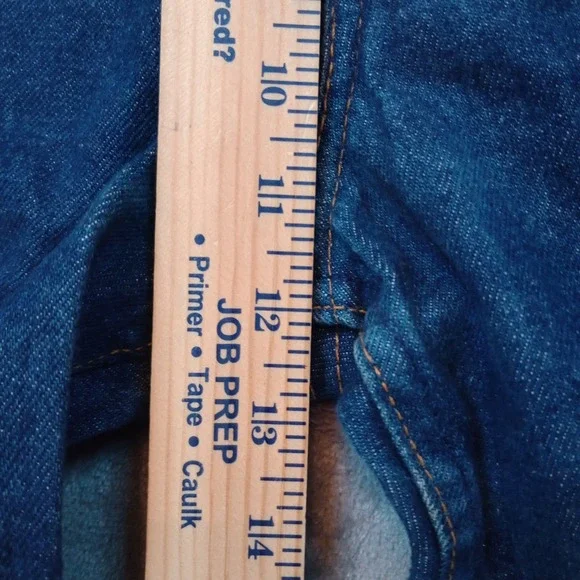 Vintage Levis 509 Jeans Size 34 Red Batwing Paper Tag USA Made 100% Cotton Blue